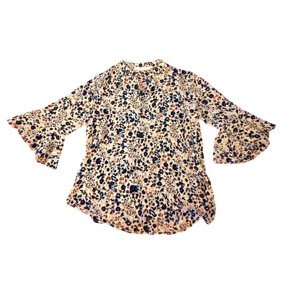 Astr Tops - ASTR The Label Blouse Women’s Medium Blue Multi Leopard Cheetah Bell Sleeve